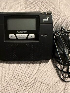 Radio Shack Black NOAA Weather Radio with Snooze